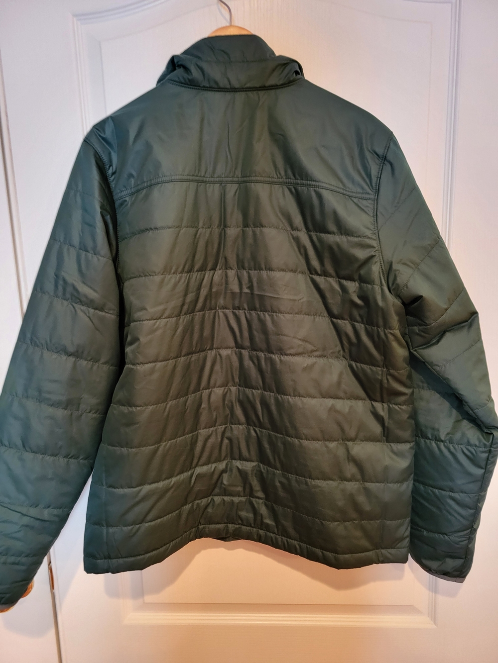 L.L. Bean Mountain Classic Puffer Jacket - Picture 2 of 7